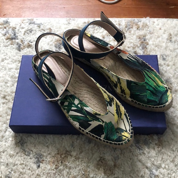 Stuart Weitzman Green Botanic Jacquard Shoe - Picture 1 of 5